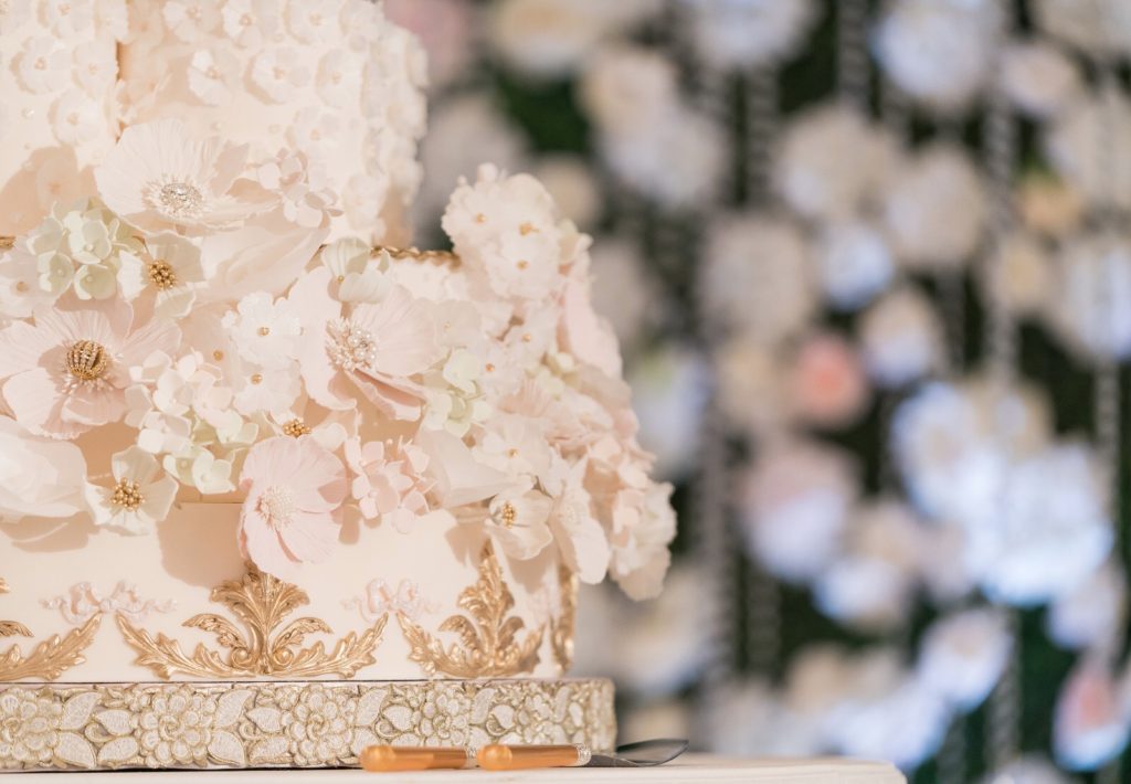 Oman-wedding-cake-caketress